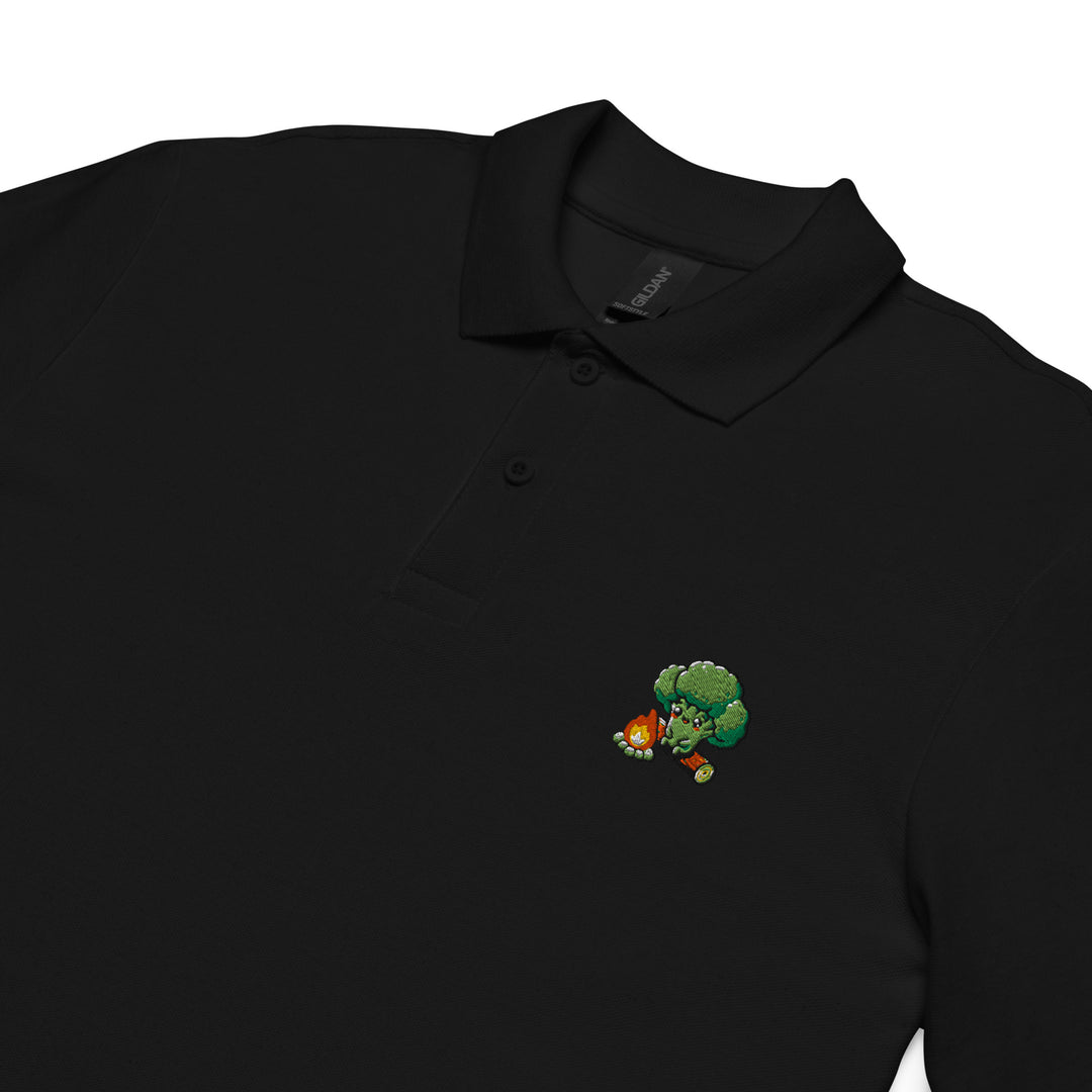 TheVeggieClub Heren Poloshirt van 100% Piqué Katoen met Geborduurd Broccoli B14 Logo – Zwart close-up detail
