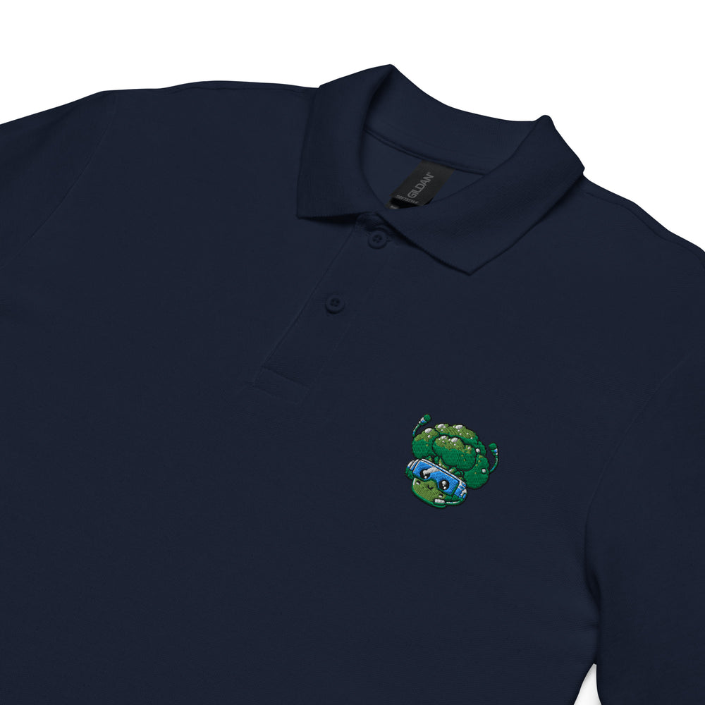 TheVeggieClub Heren Poloshirt van 100% Piqué Katoen met Geborduurd Broccoli B13 Logo – Navy close-up detail