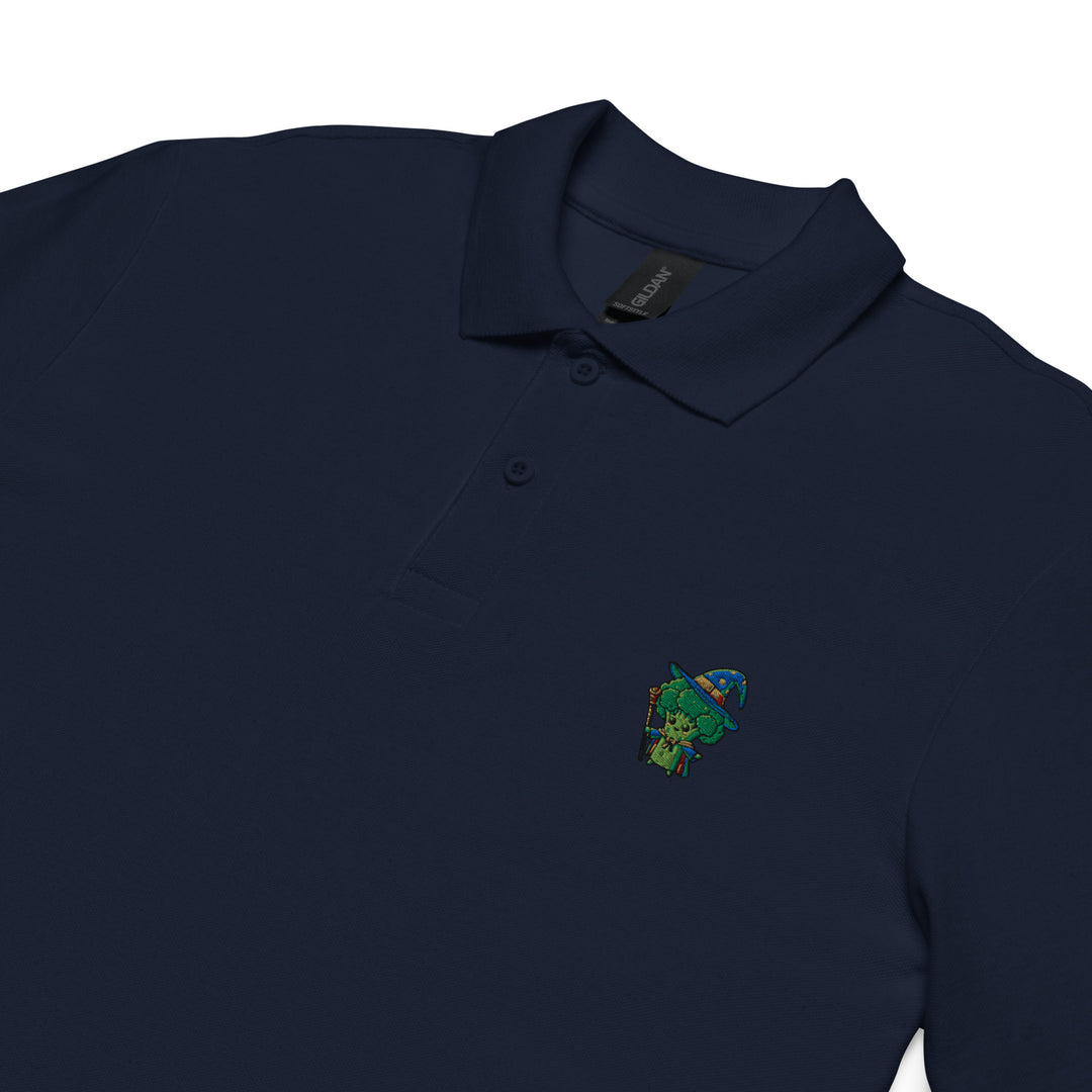 TheVeggieClub Heren Poloshirt van 100% Piqué Katoen met Geborduurd Broccoli B16 Logo – Navy close-up detail