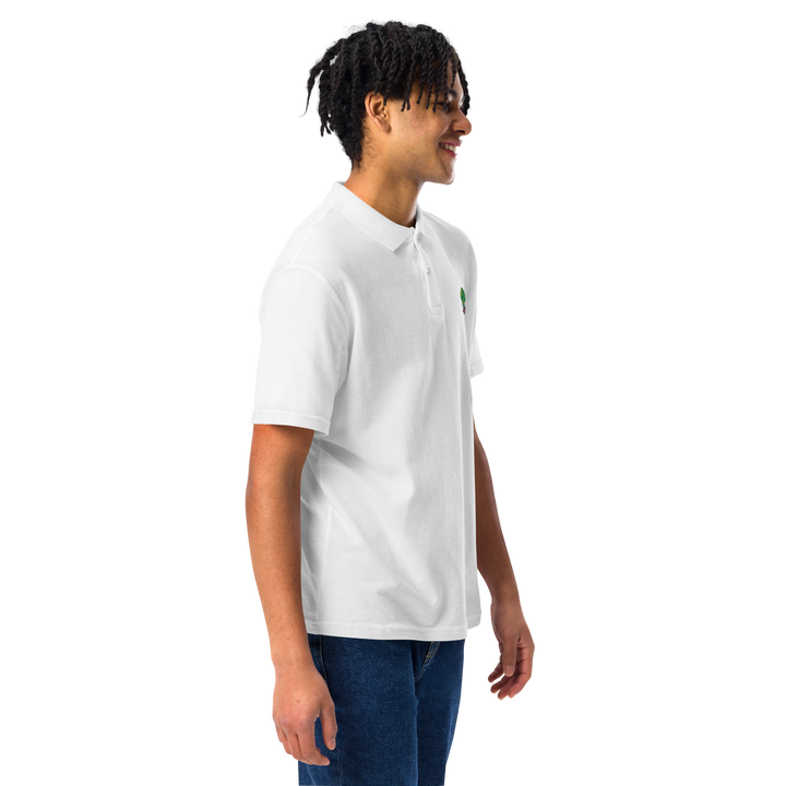 TheVeggieClub Duurzame Heren Fashion – Basic Piqué Poloshirt met geborduurd Broccoli logo B02 – Wit zijkant met model